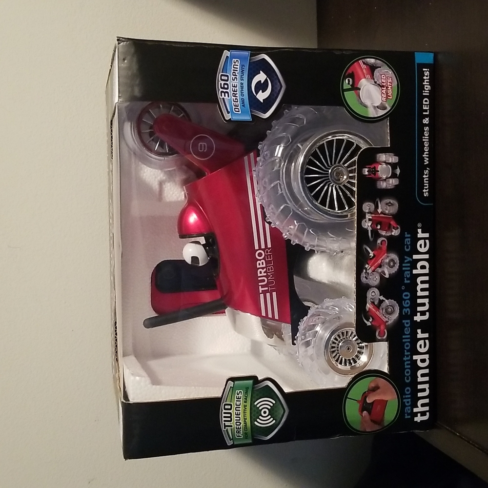 🔥NEW! Black Series Radio Controlled 360 Rally Car Thunder Tumbler in red